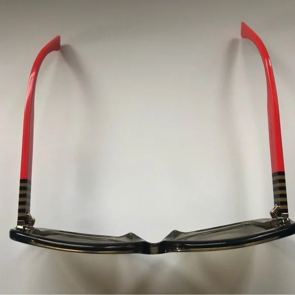 FENDI SUNGLASSES - Picture 6 of 8